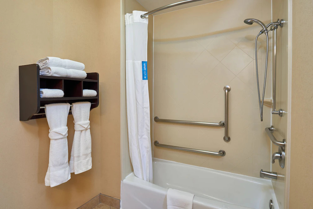 Hampton Inn & Suites Buda
