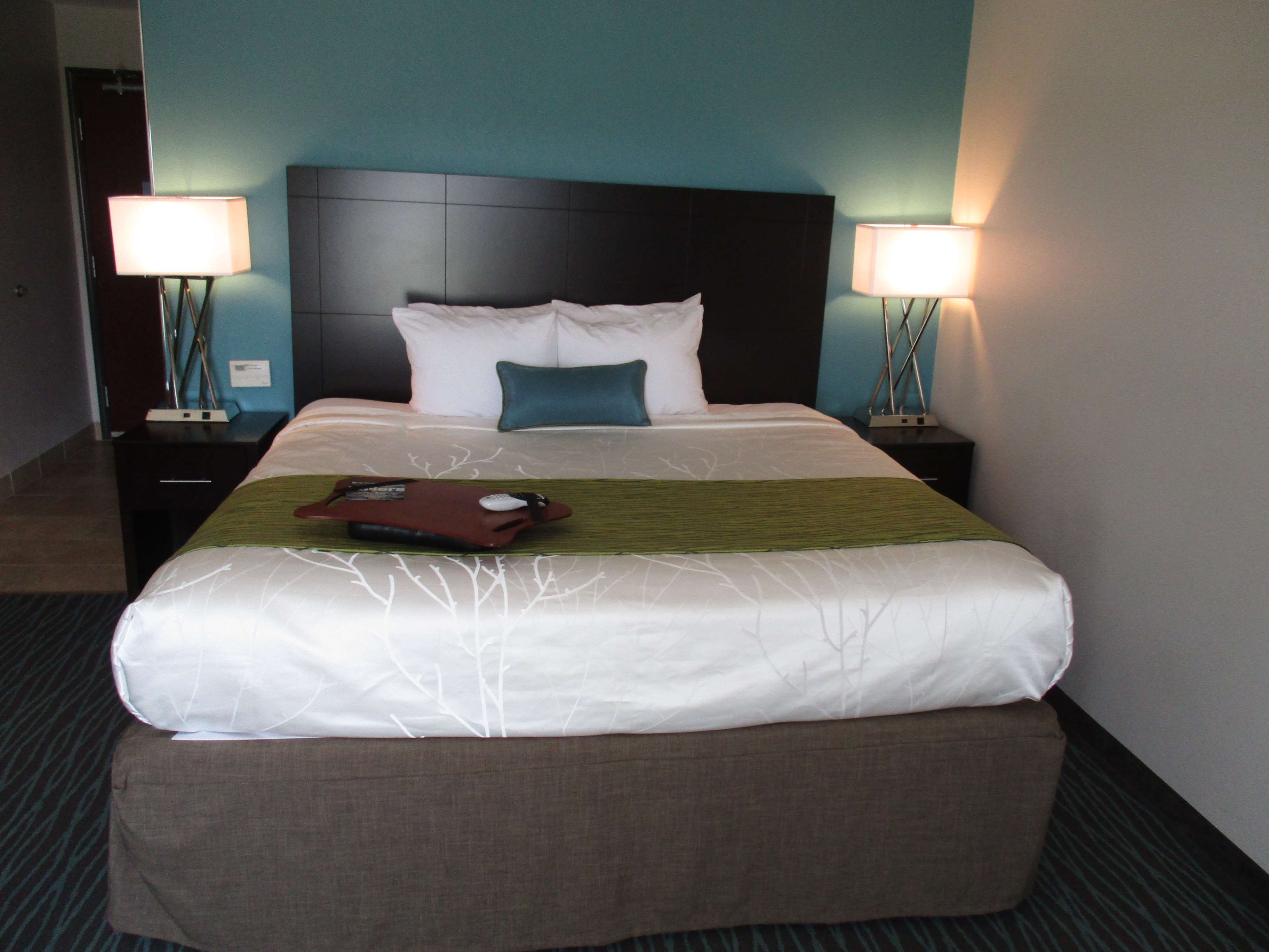 Ramada by Wyndham Burkburnett / Wichita Falls