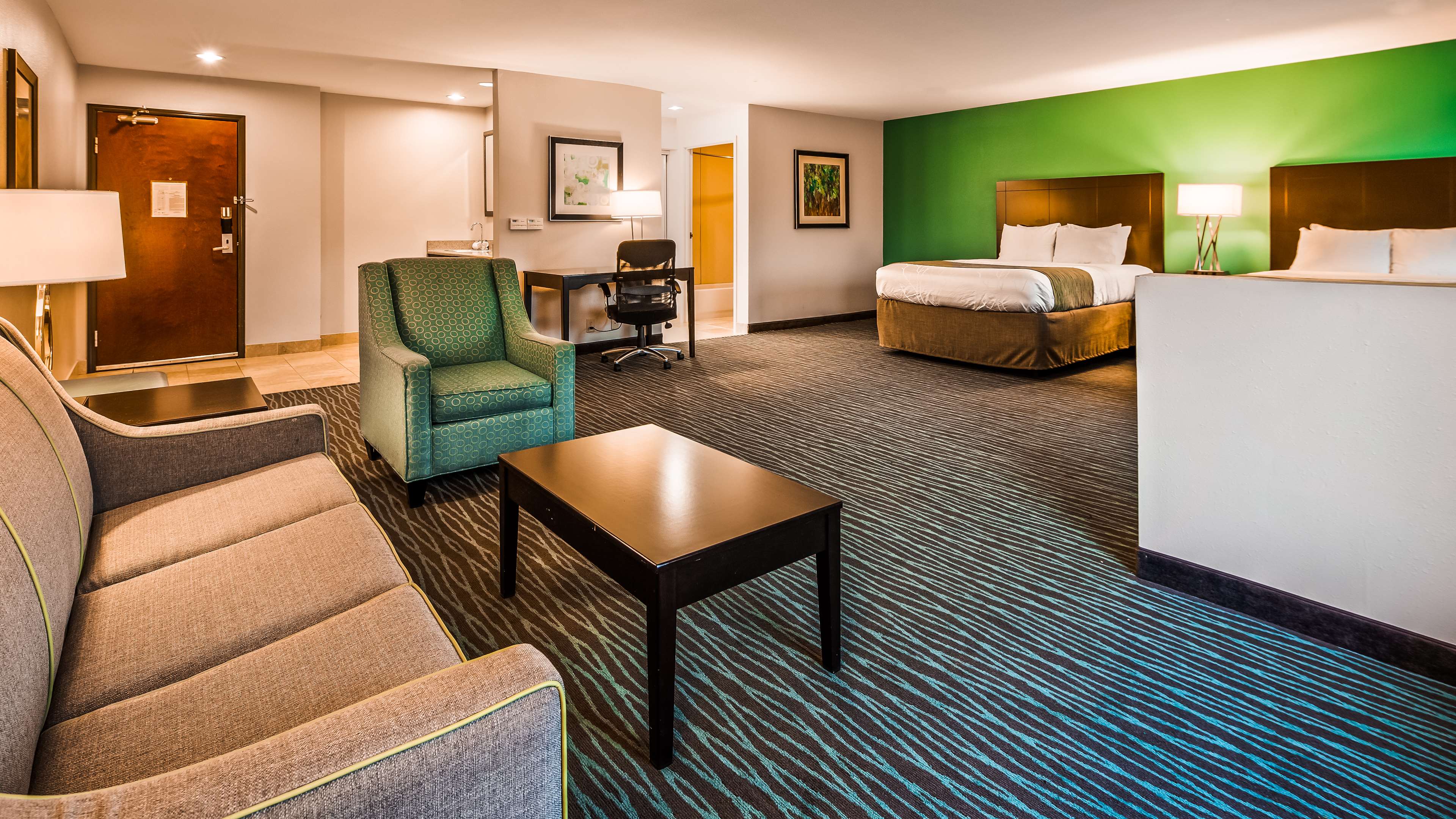 Ramada by Wyndham Burkburnett / Wichita Falls