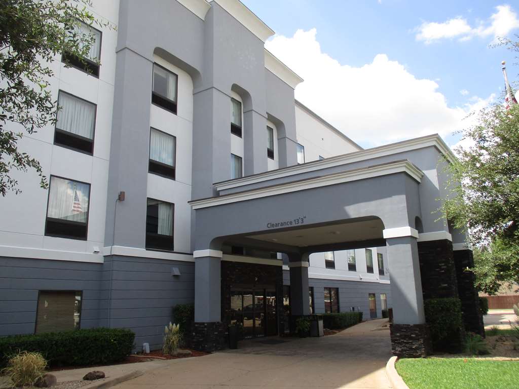 Ramada by Wyndham Burkburnett / Wichita Falls