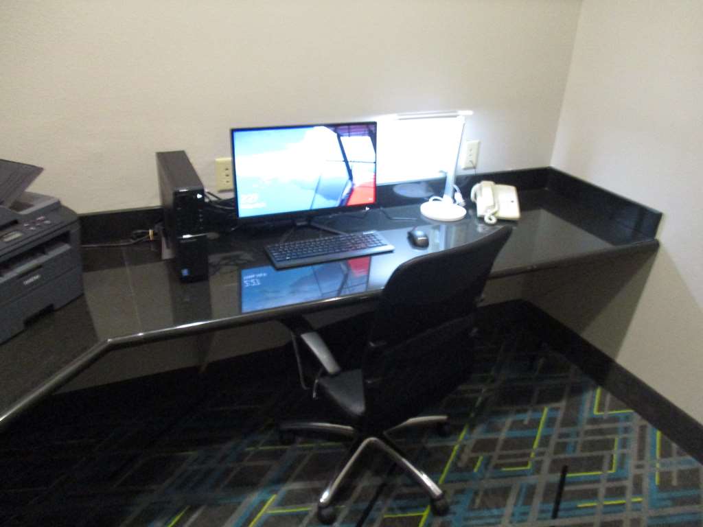 Ramada by Wyndham Burkburnett / Wichita Falls