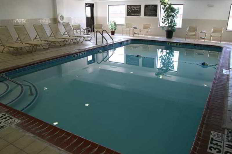 Ramada by Wyndham Burkburnett / Wichita Falls