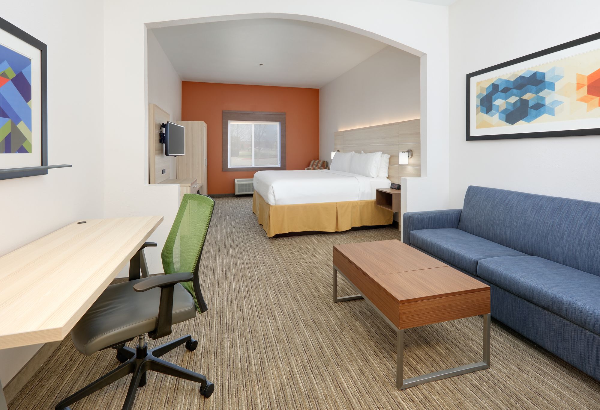 Holiday Inn Express & Suites Burleson/Ft. Worth