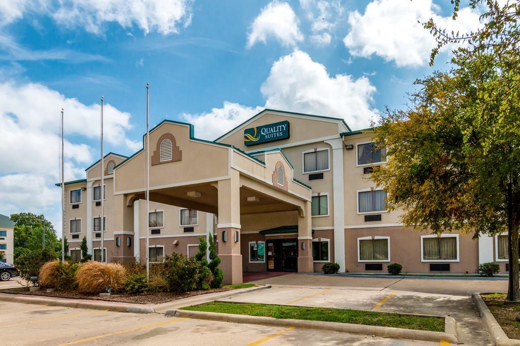 Quality Suites Burleson - Ft. Worth