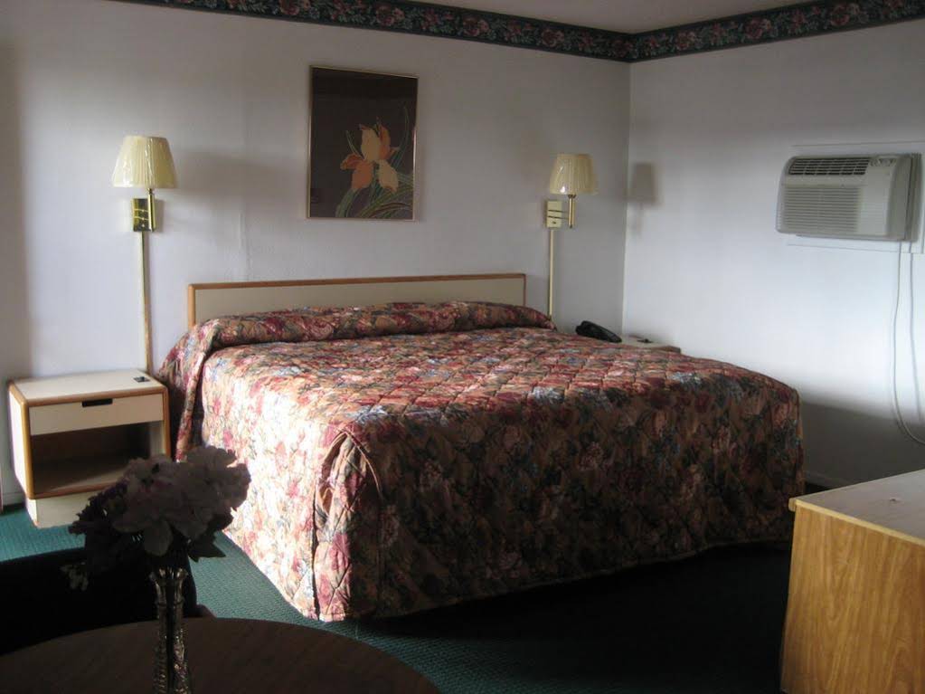Sundown Inn