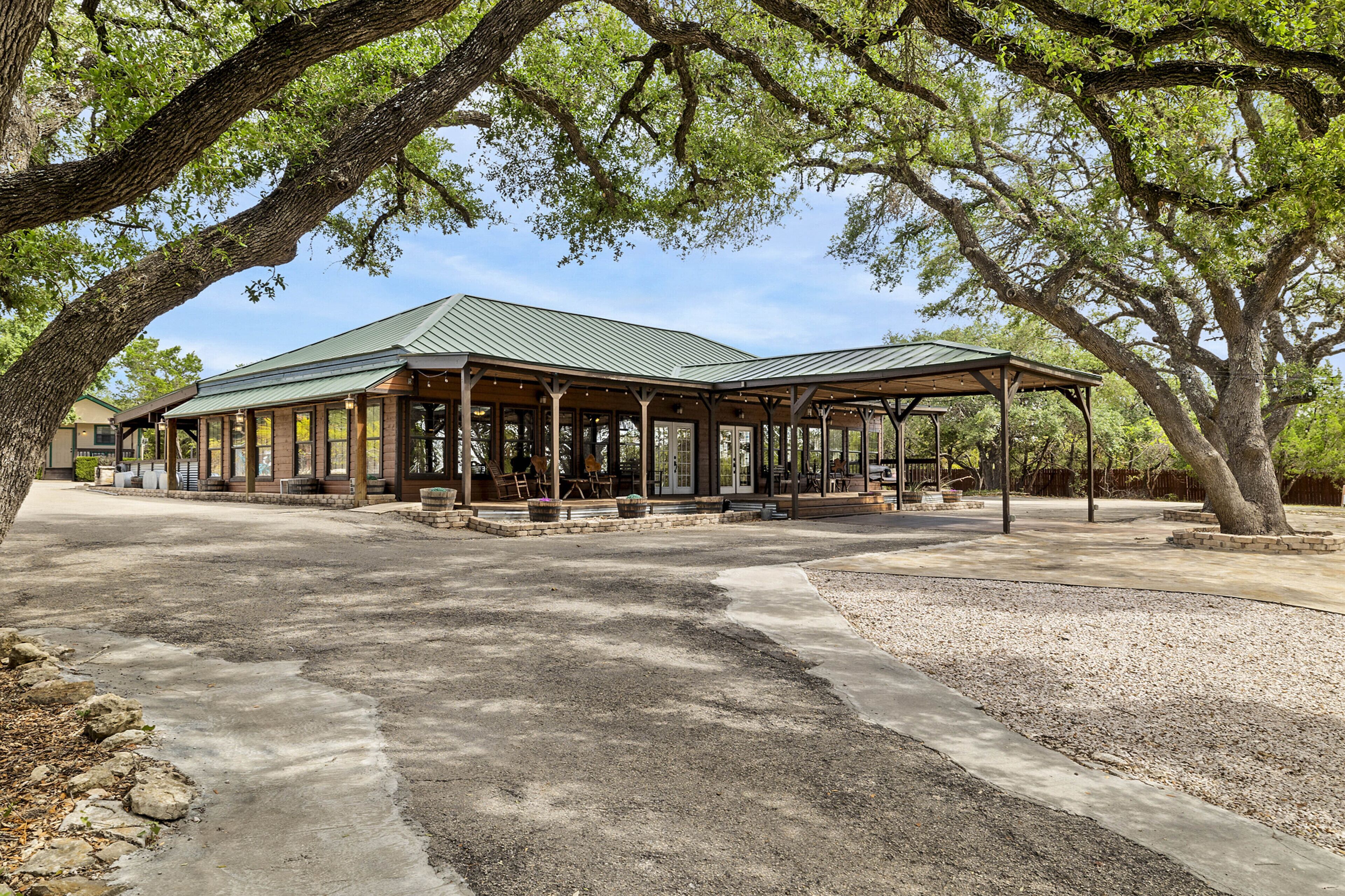Canyon Lake Cabins