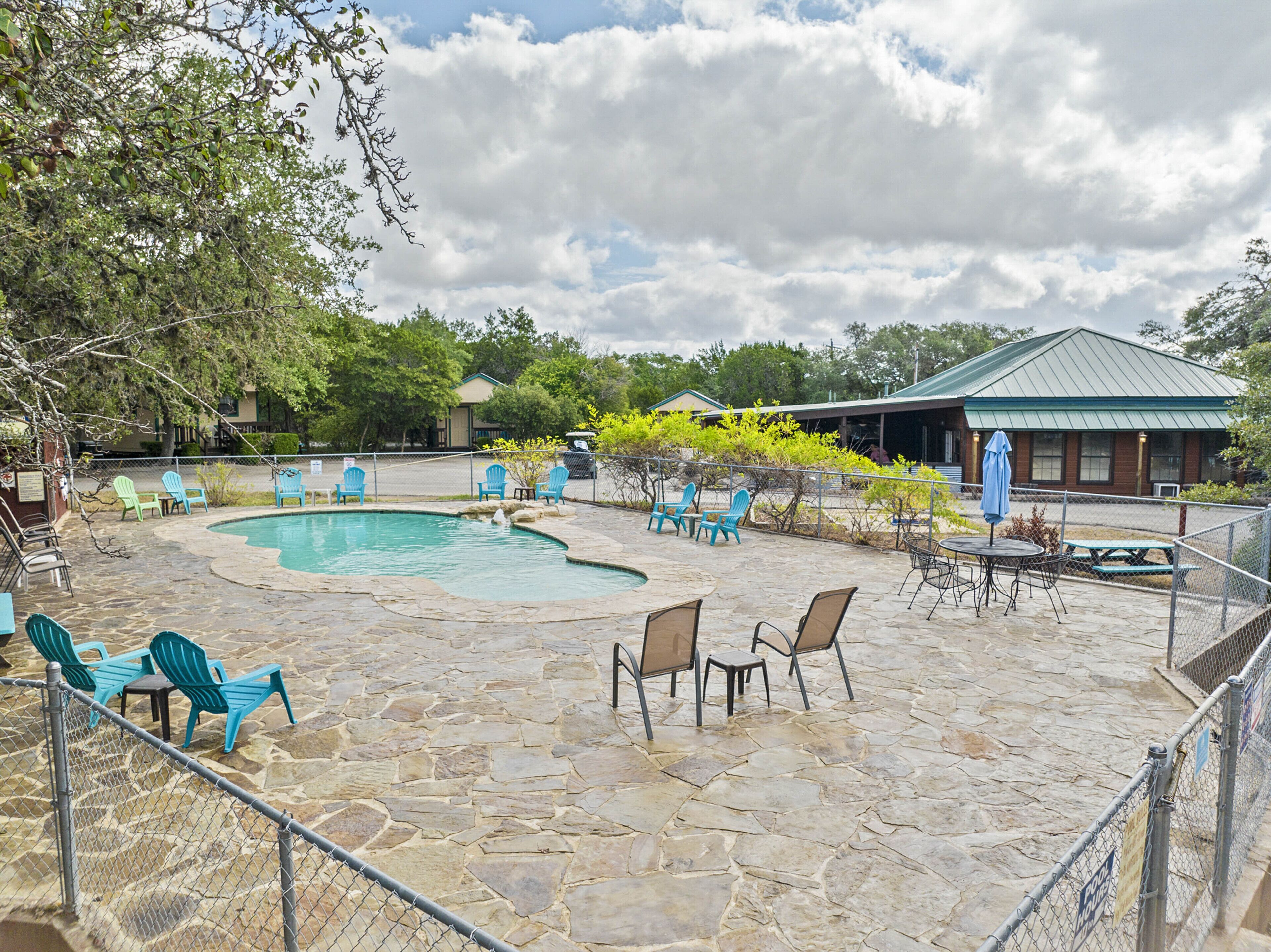 Canyon Lake Cabins