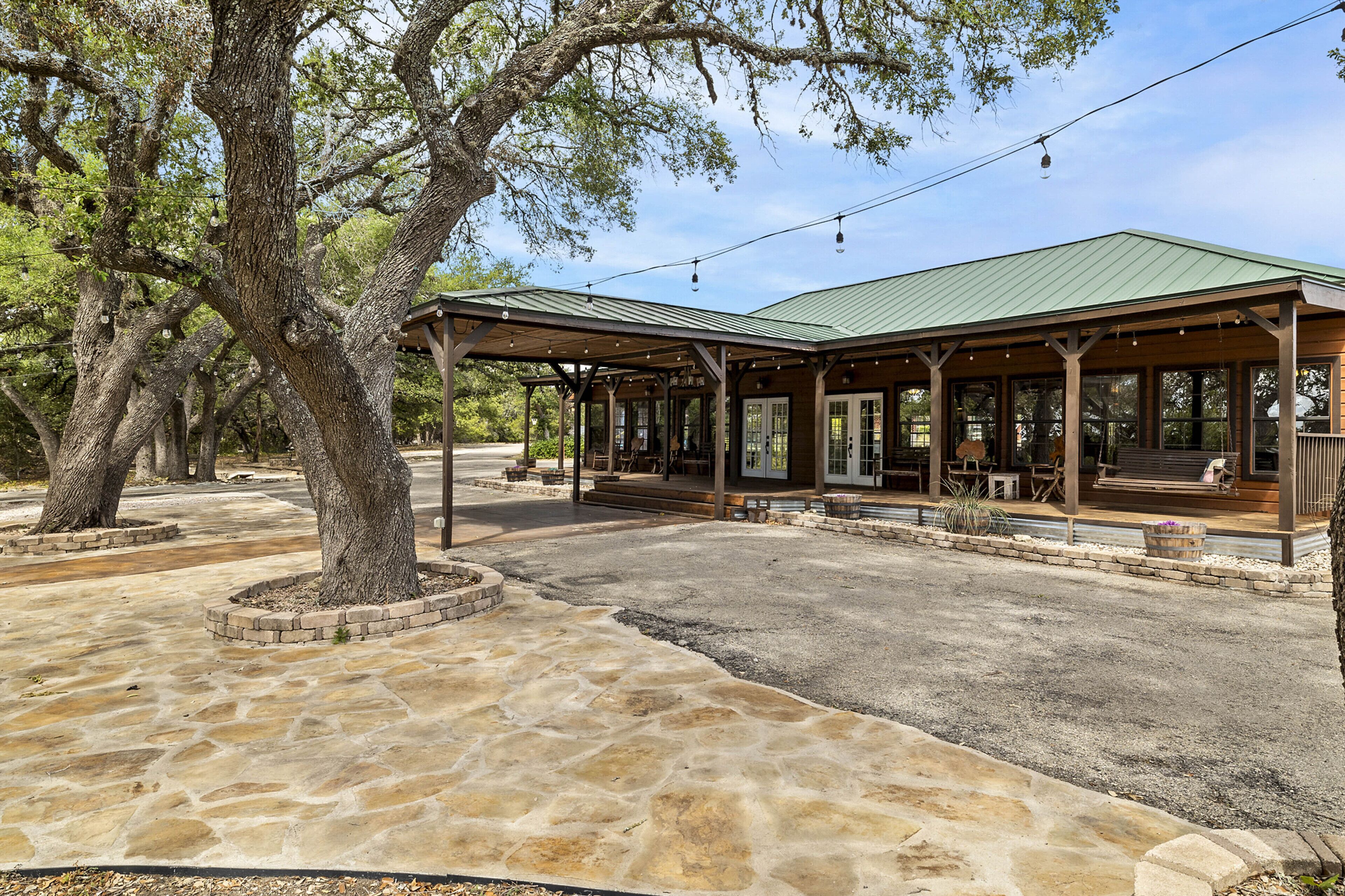 Canyon Lake Cabins
