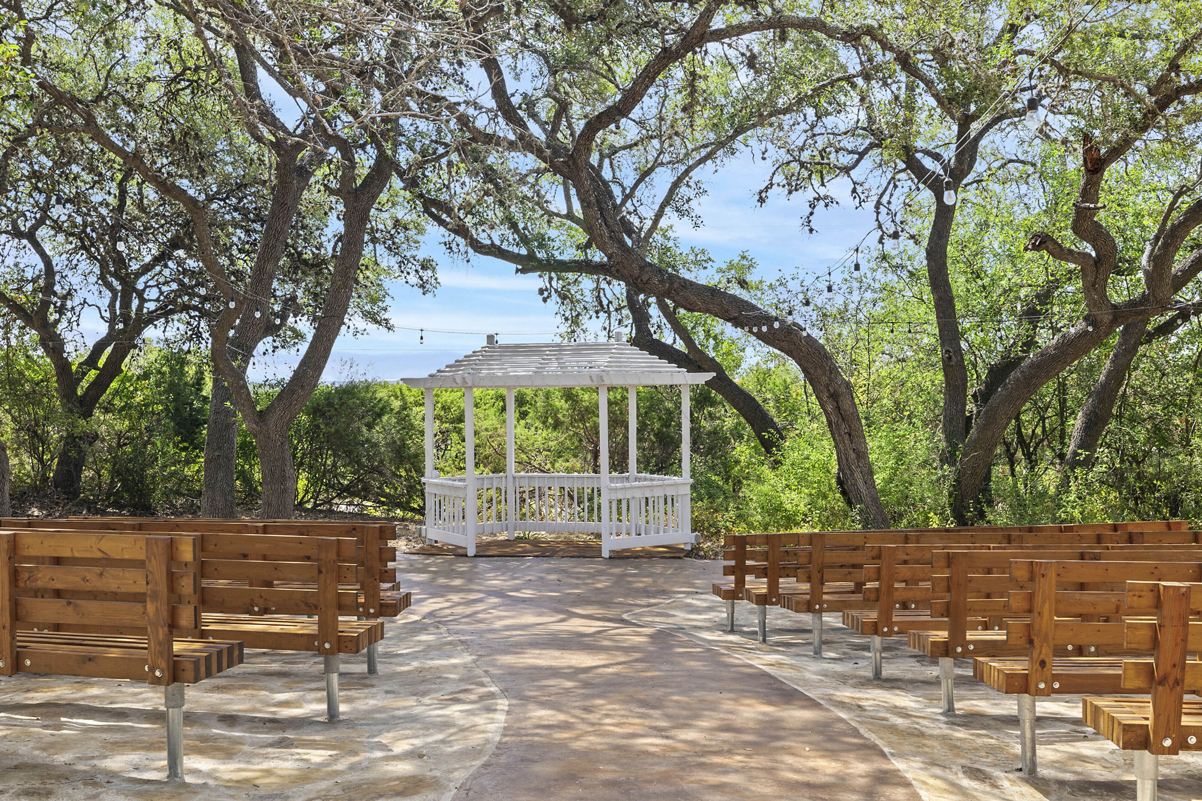 Canyon Lake Cabins