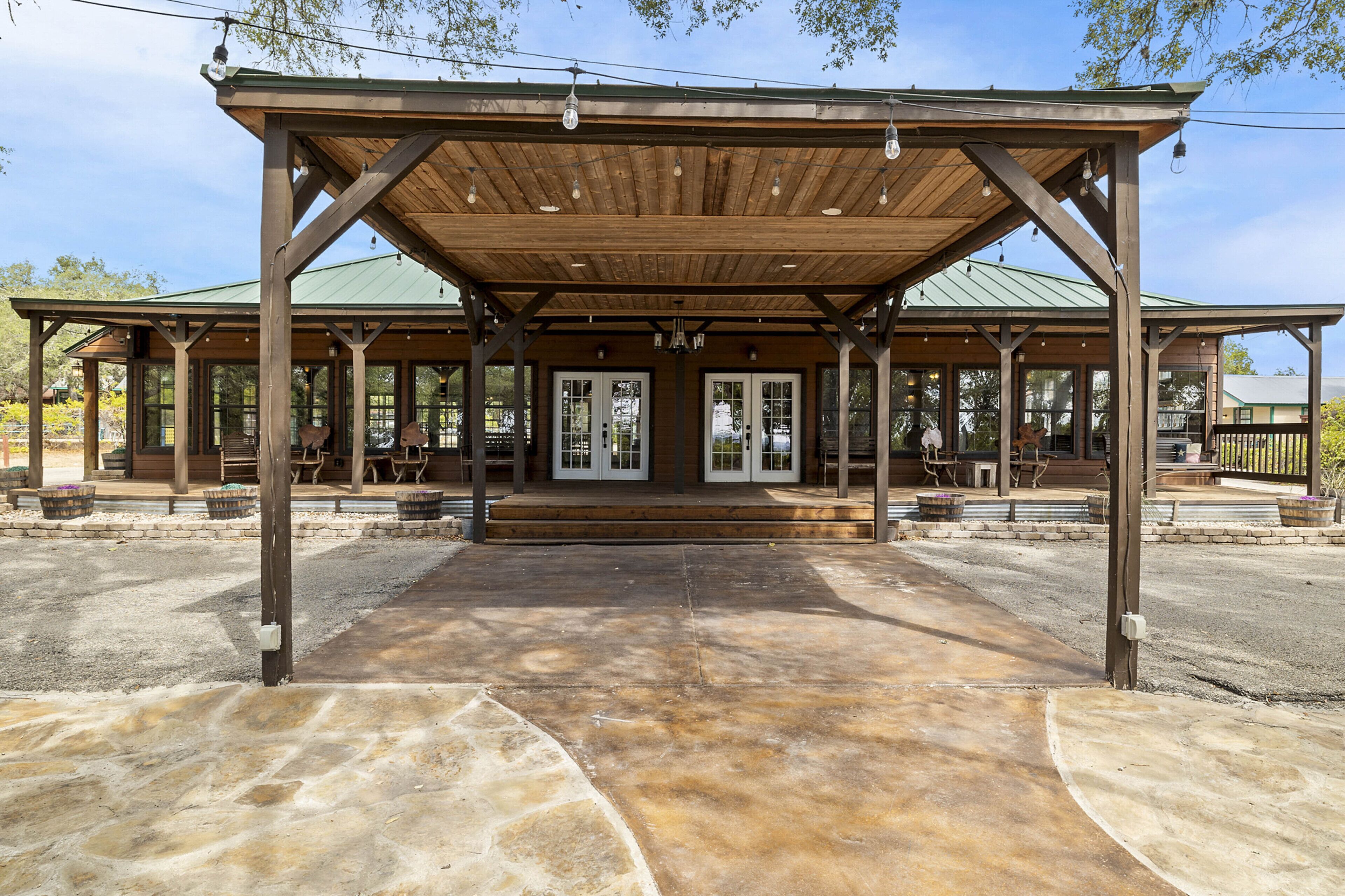 Canyon Lake Cabins