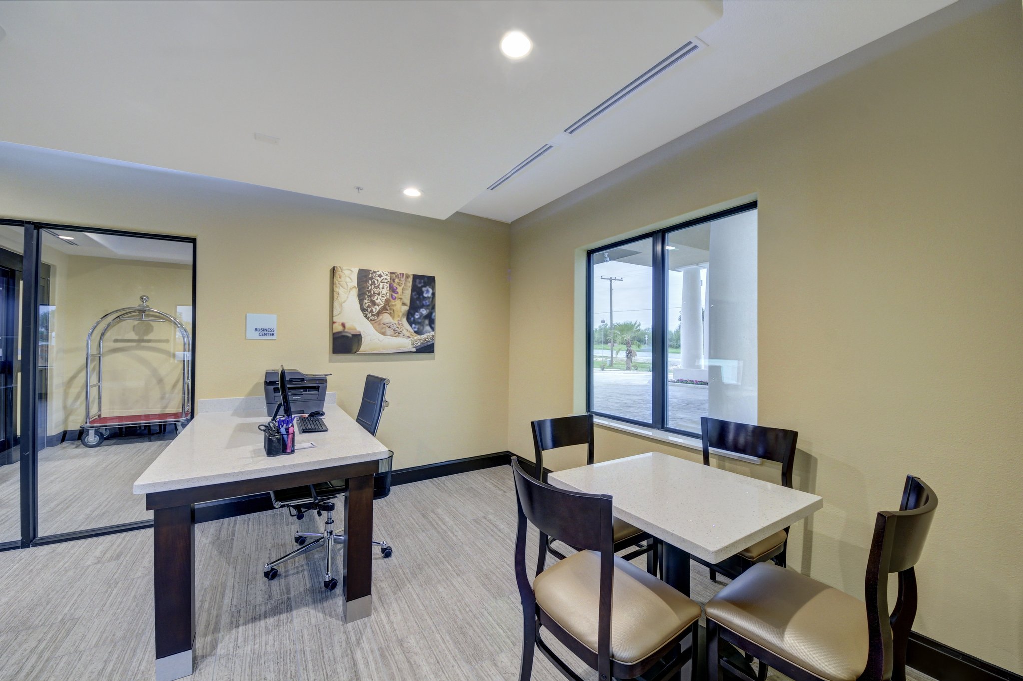 Holiday Inn Express & Suites Carrizo Springs