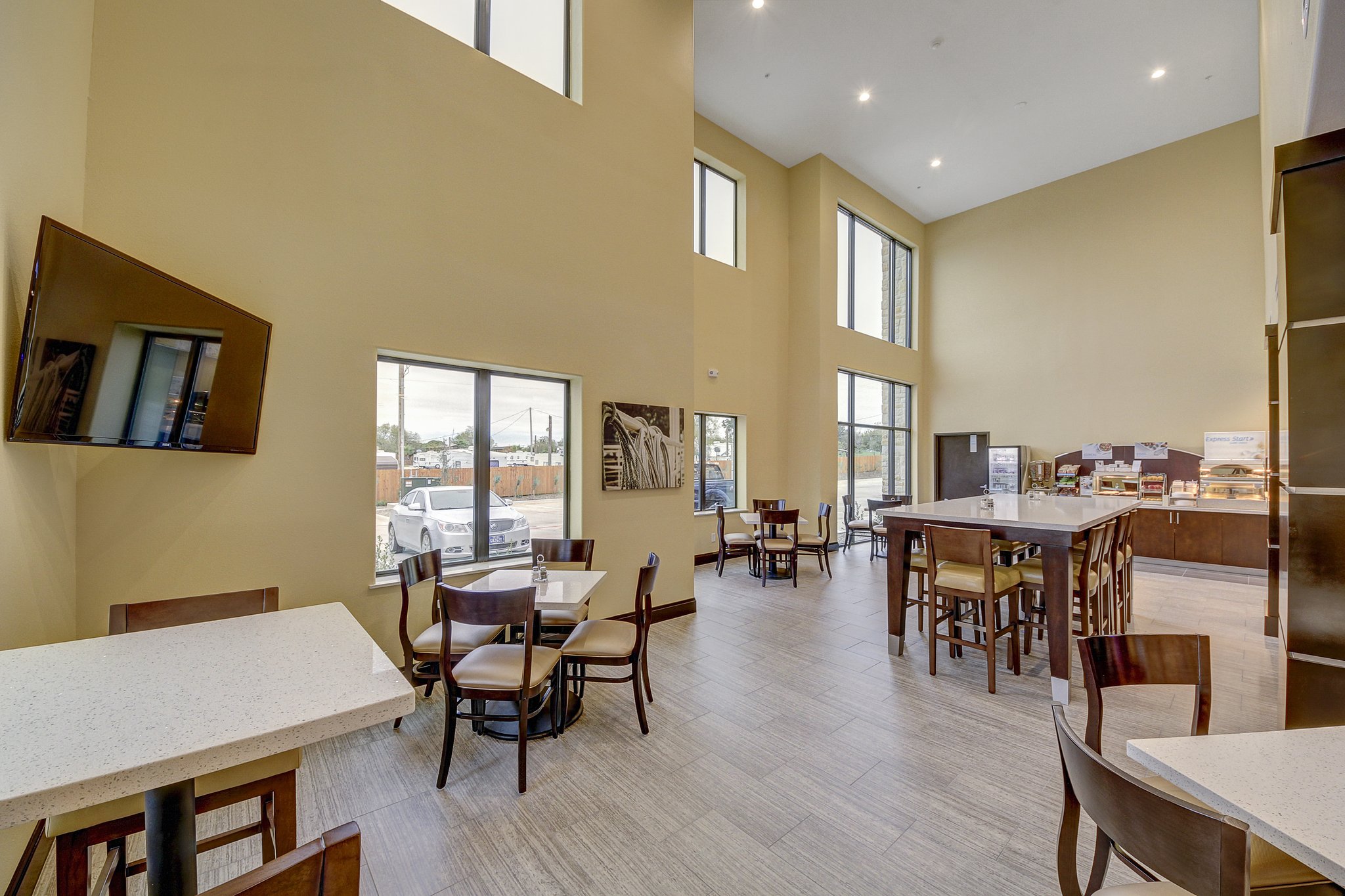 Holiday Inn Express & Suites Carrizo Springs