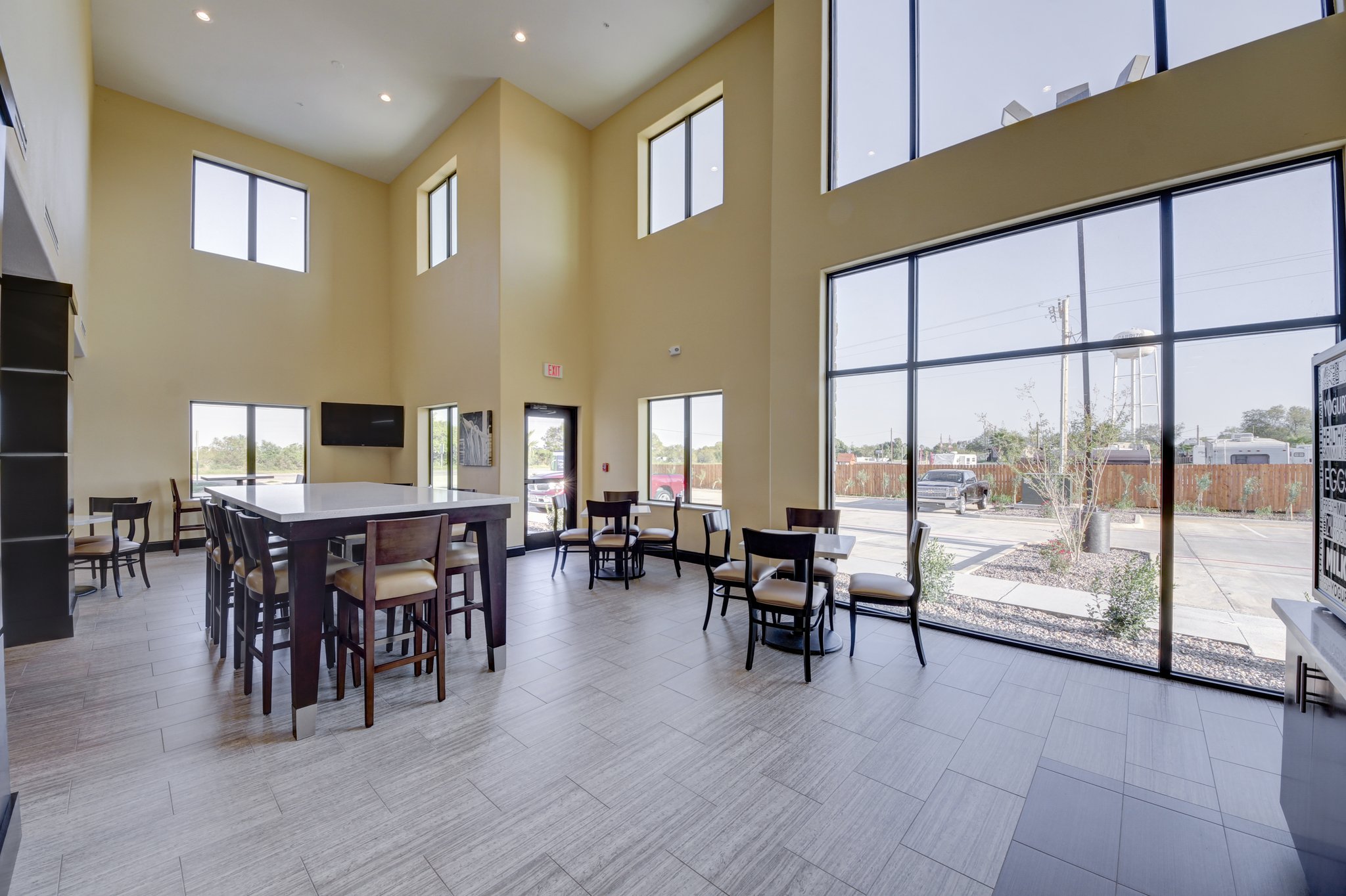 Holiday Inn Express & Suites Carrizo Springs