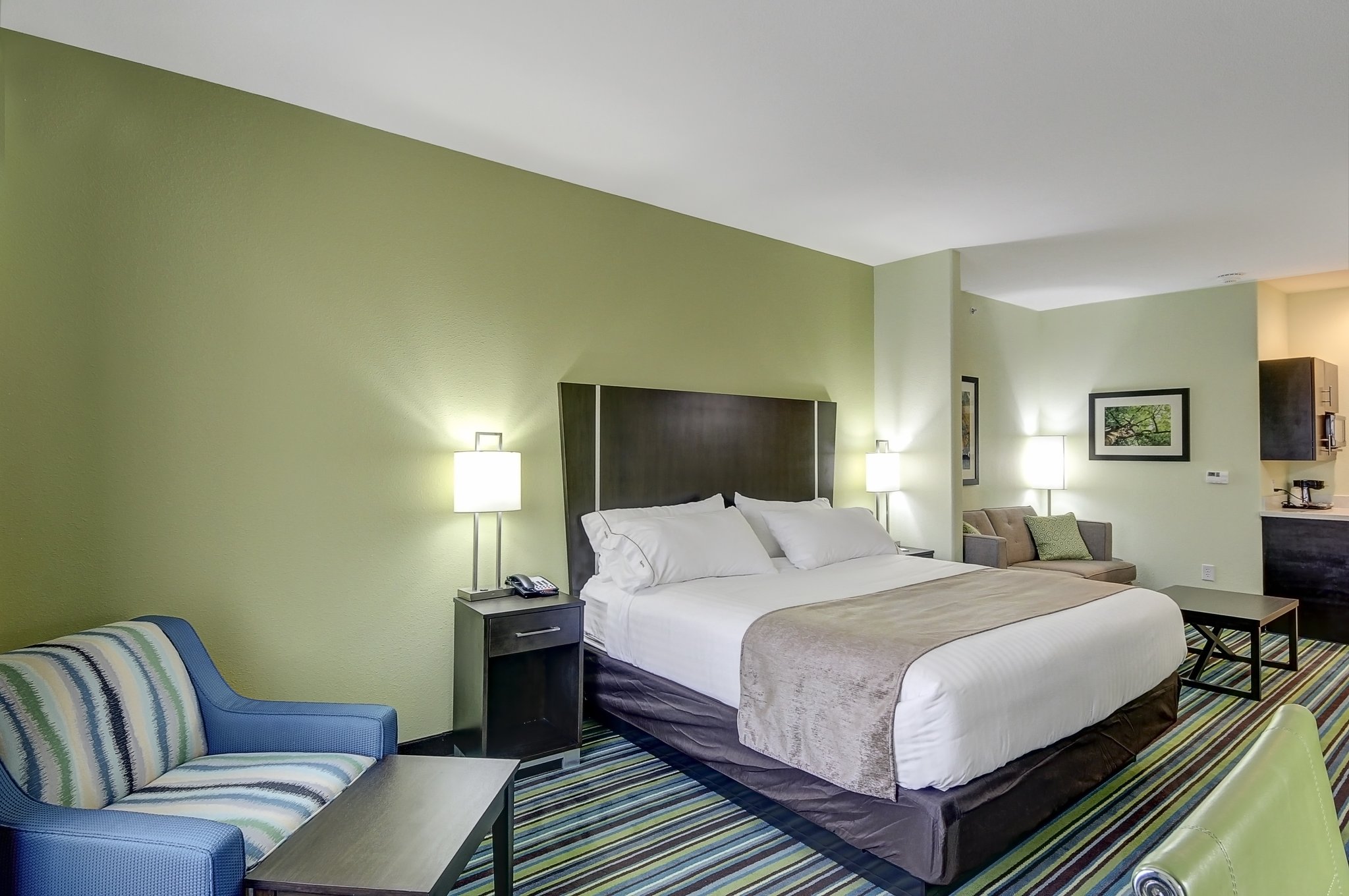 Holiday Inn Express & Suites Carrizo Springs