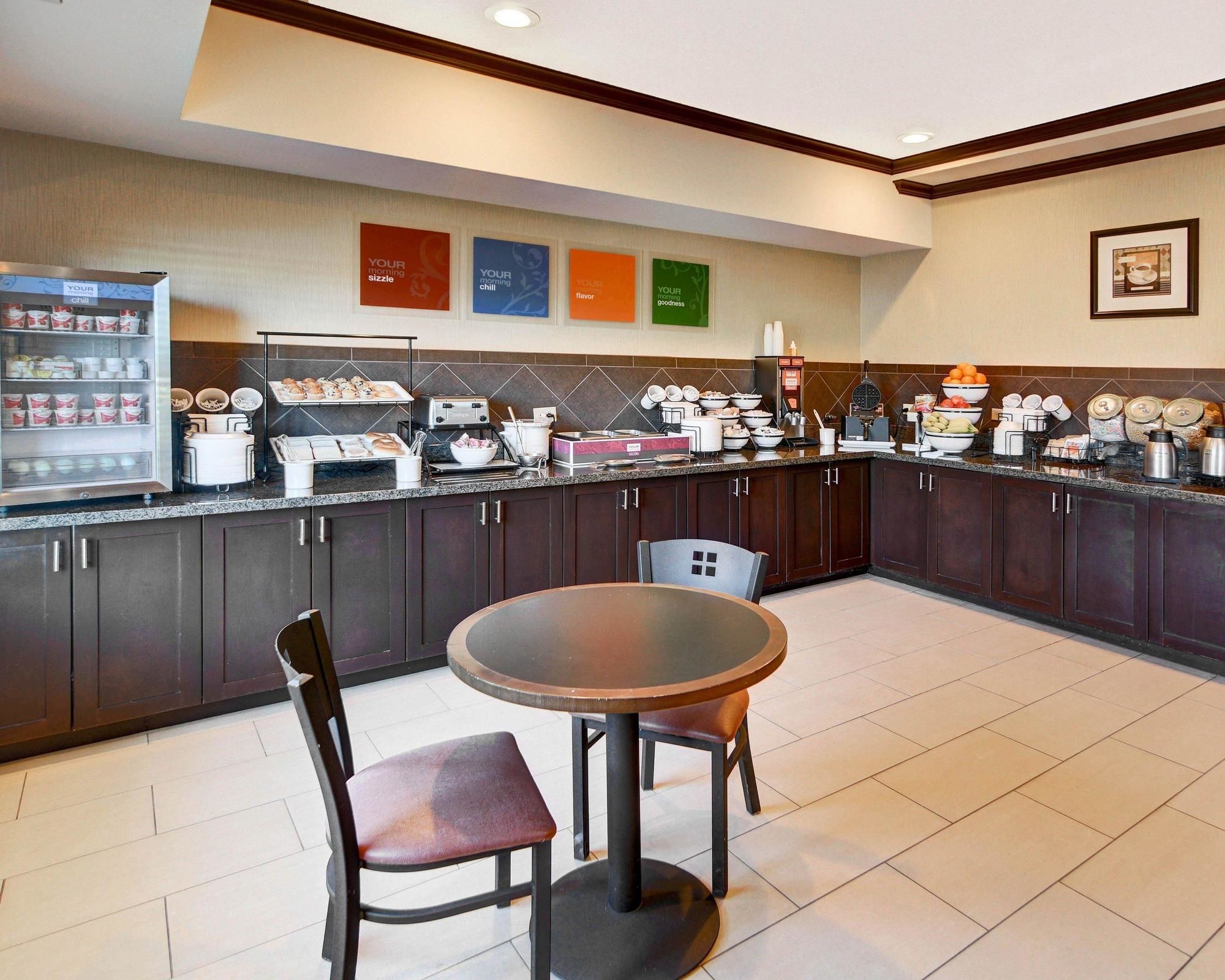 Best Western Carthage Inn & Suites