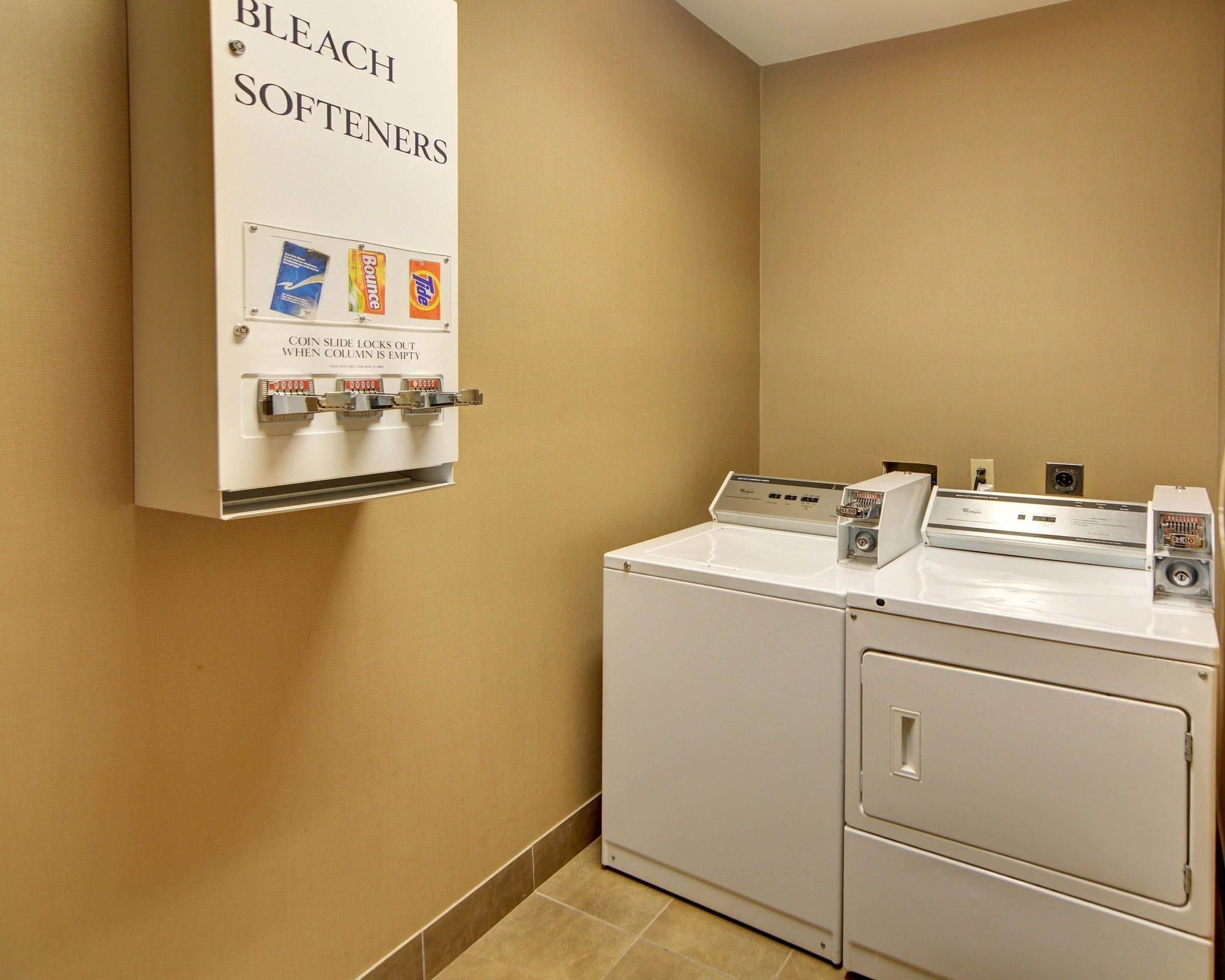 Best Western Carthage Inn & Suites