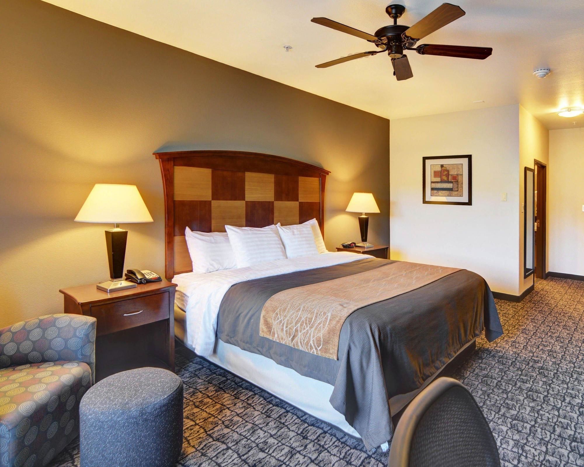 Best Western Carthage Inn & Suites