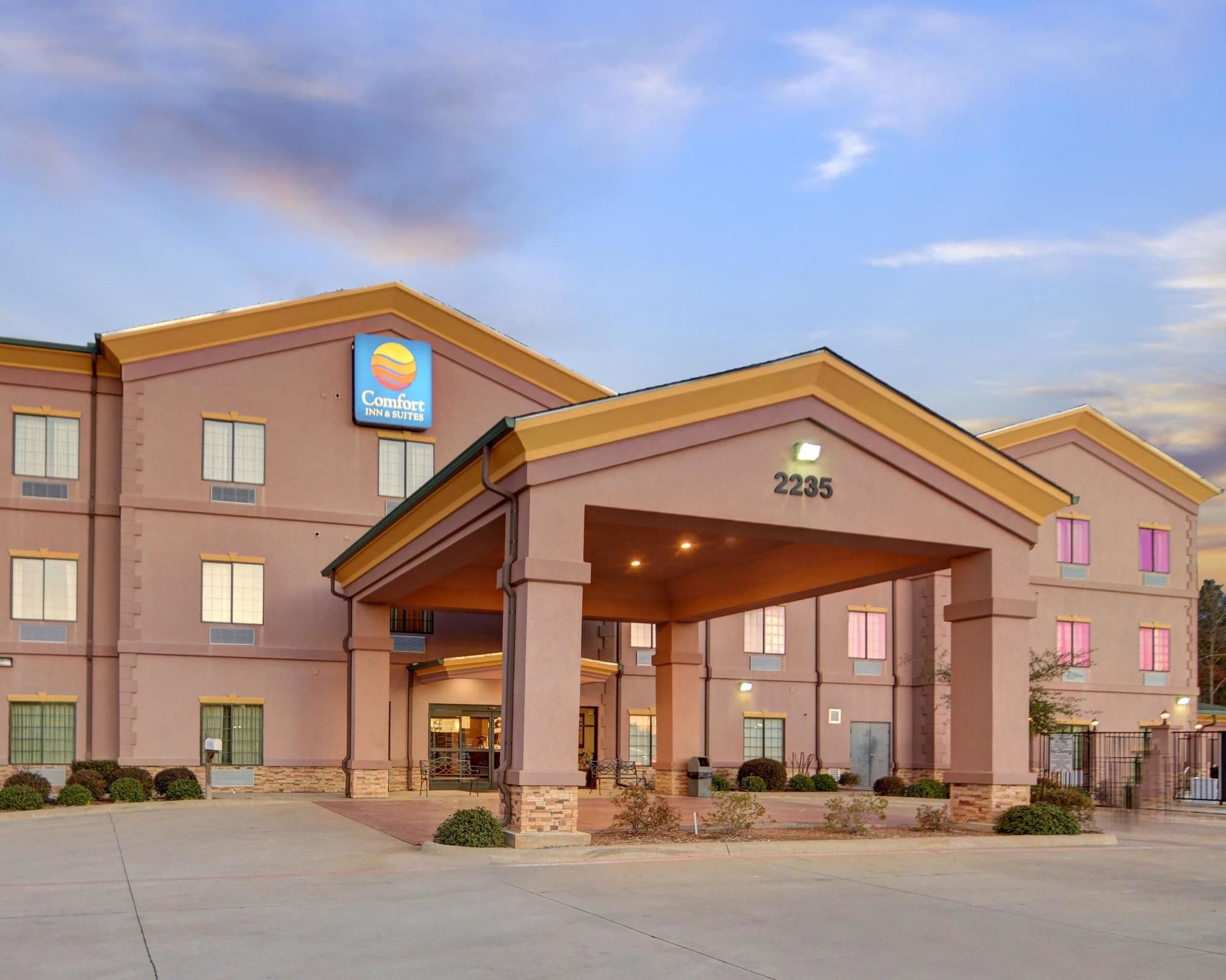 Best Western Carthage Inn & Suites