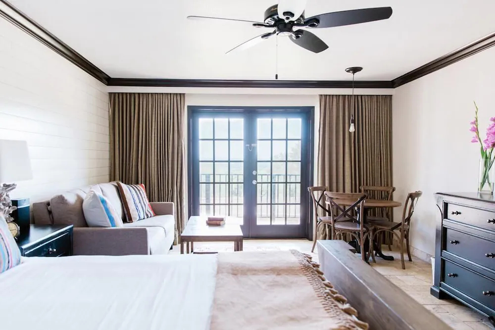 Hillside Boutique Hotel