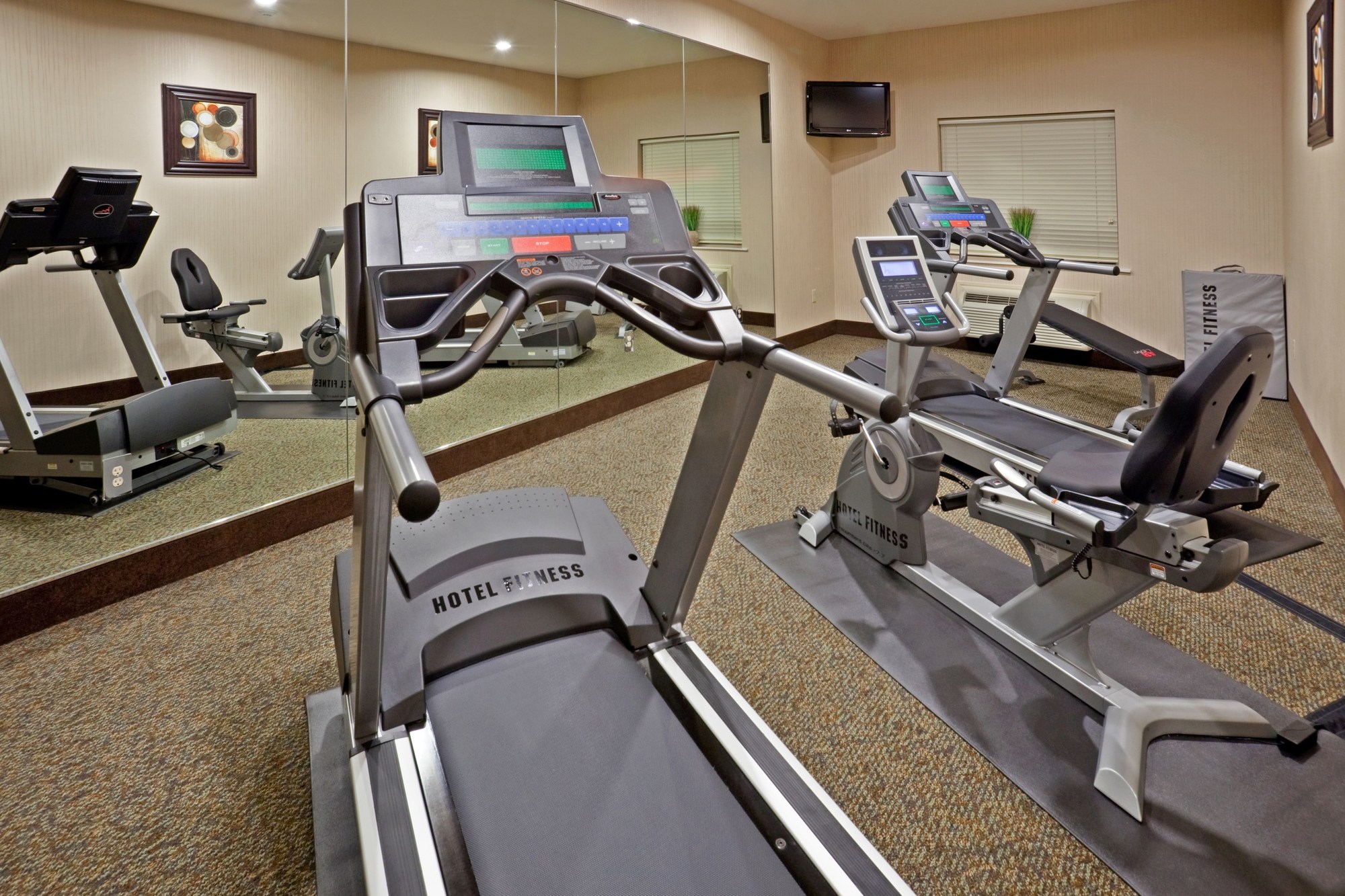 Holiday Inn Express & Suites Dallas Southwest-Cedar Hill, an IHG Hotel