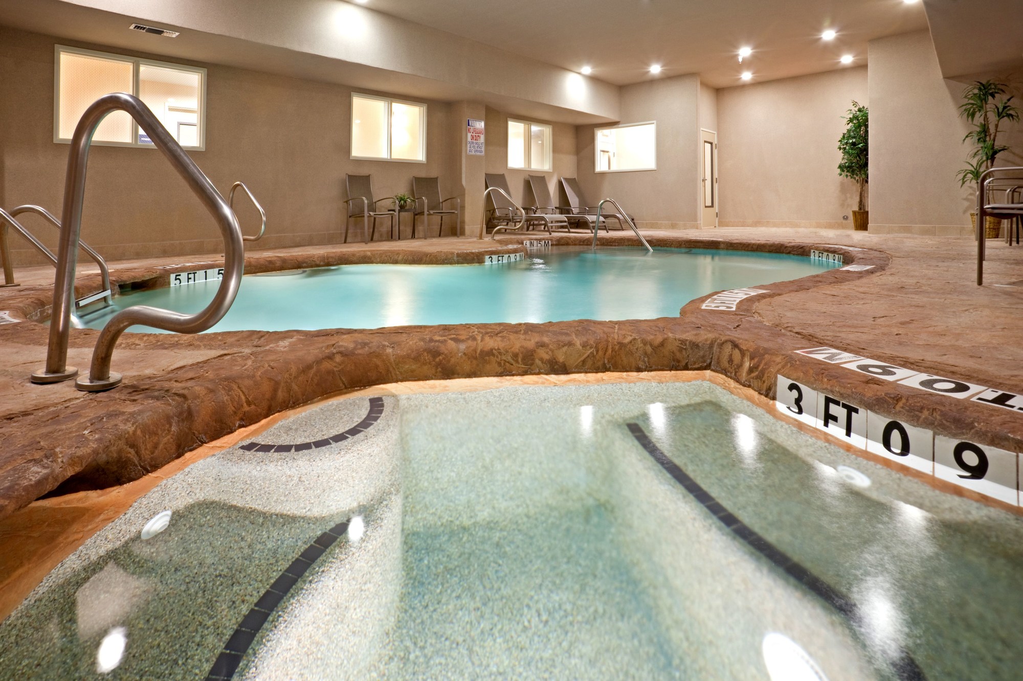 Holiday Inn Express & Suites Dallas Southwest-Cedar Hill, an IHG Hotel