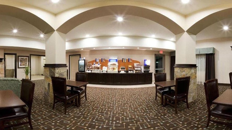 Holiday Inn Express & Suites Dallas Southwest-Cedar Hill, an IHG Hotel