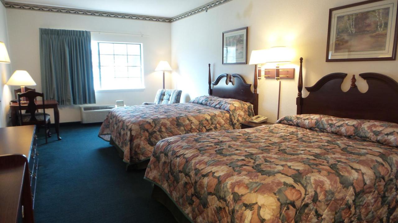Magnuson Hotel Cedar Hill