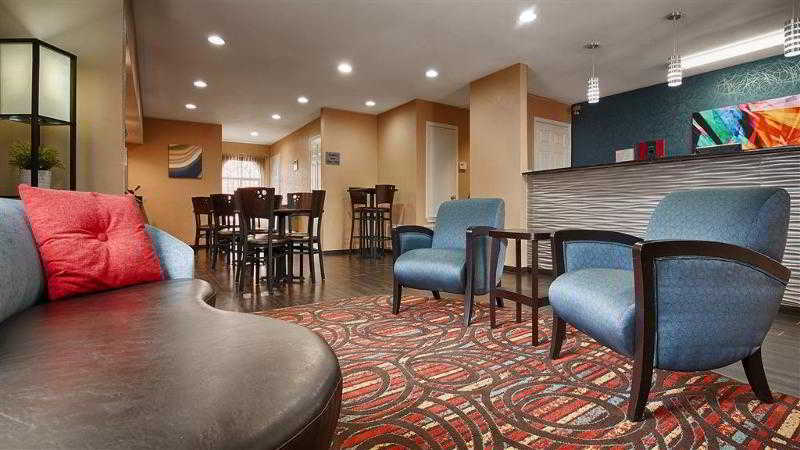 Best Western Cedar Inn