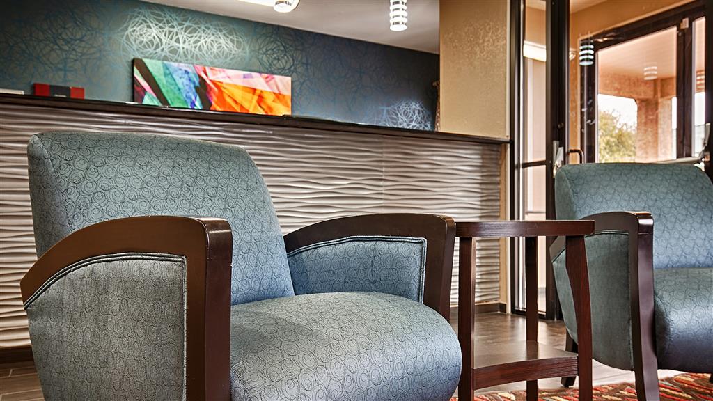 Best Western Cedar Inn