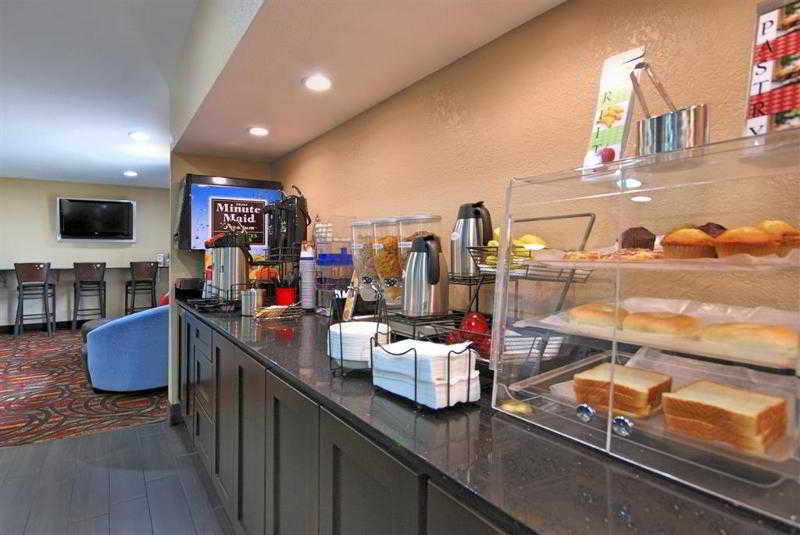 Best Western Cedar Inn