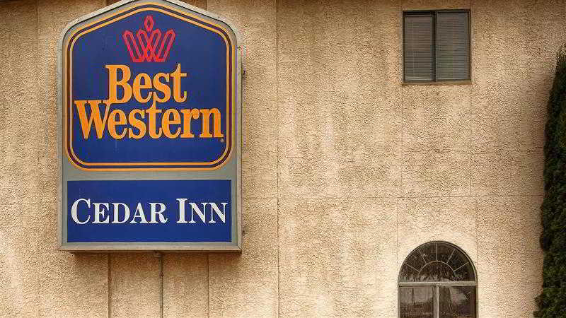 Best Western Cedar Inn