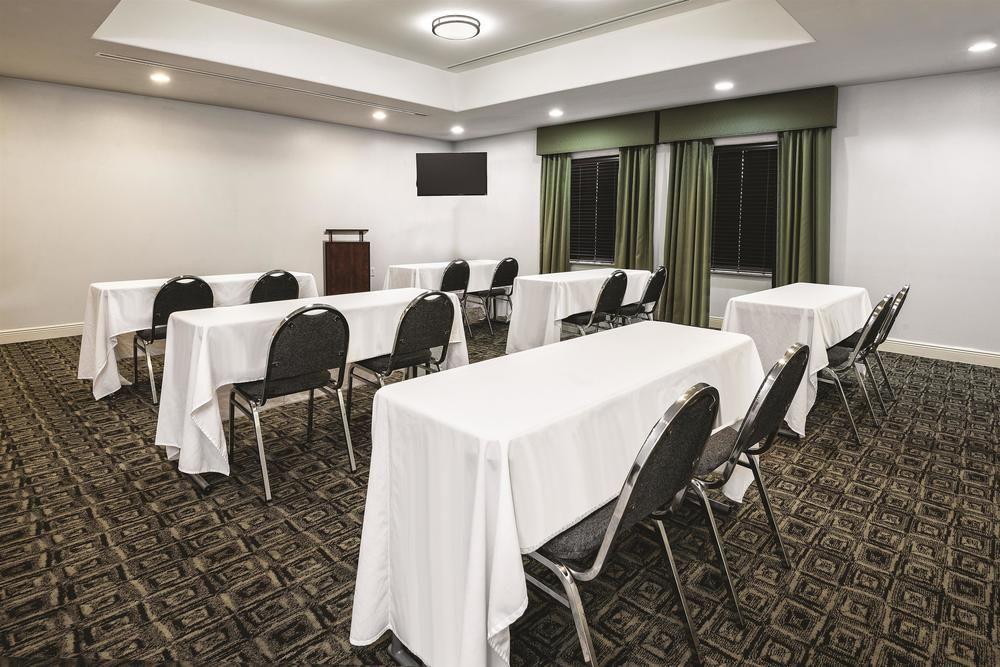 La Quinta Inn & Suites by Wyndham Austin - Cedar Park