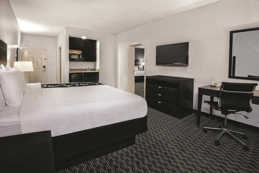 La Quinta Inn & Suites by Wyndham Austin - Cedar Park