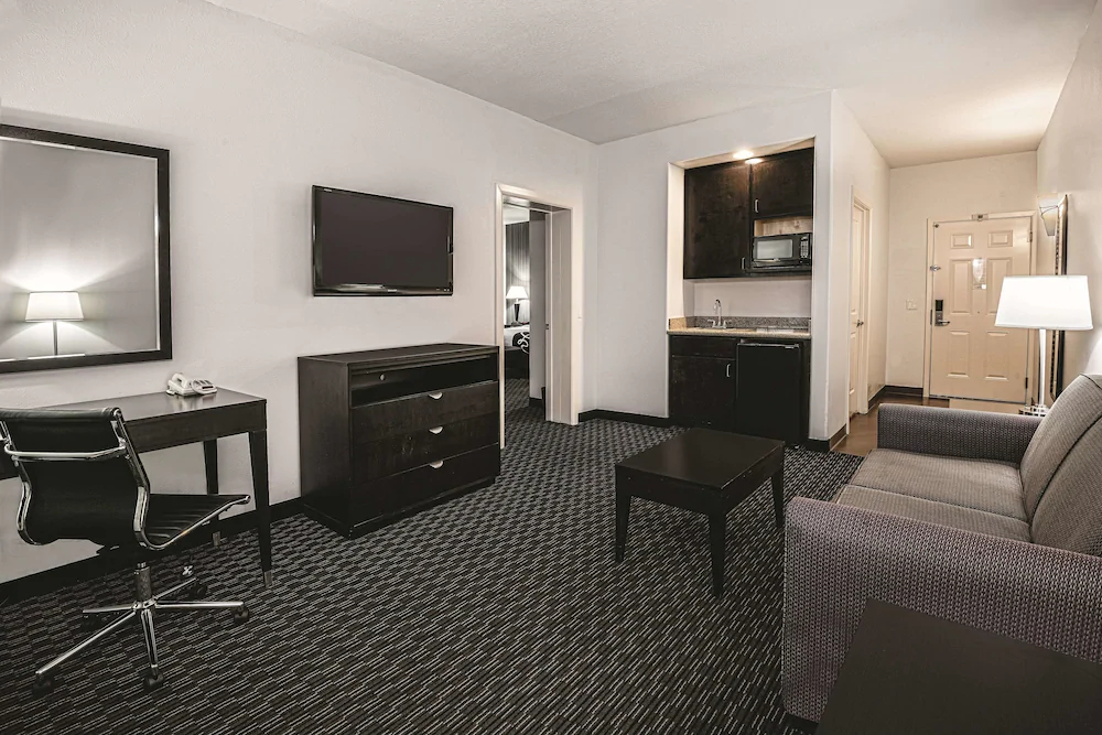 La Quinta Inn & Suites by Wyndham Austin - Cedar Park