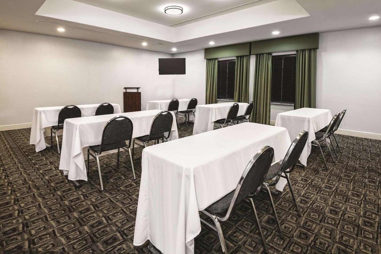 La Quinta Inn & Suites by Wyndham Austin - Cedar Park