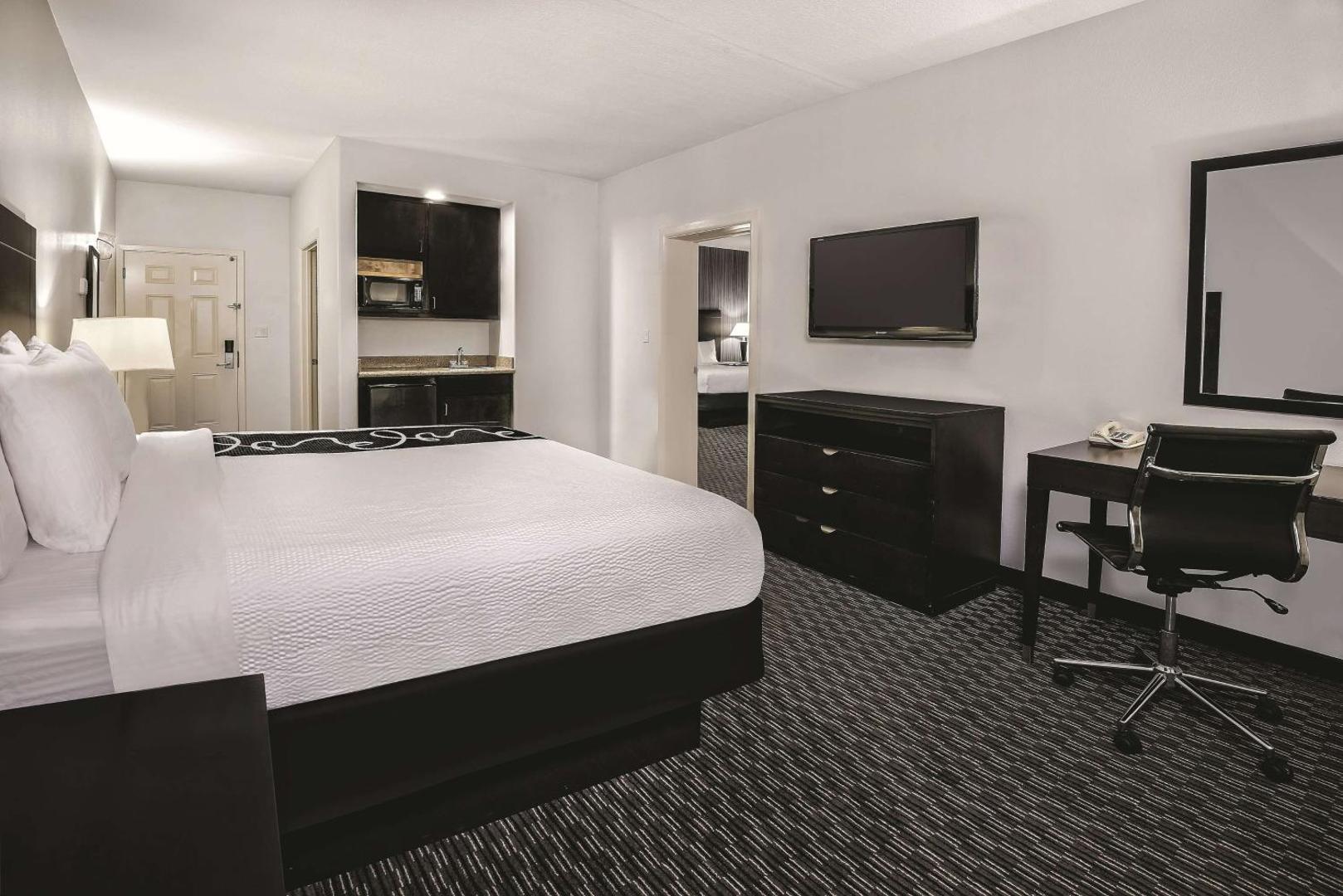 La Quinta Inn & Suites by Wyndham Austin - Cedar Park