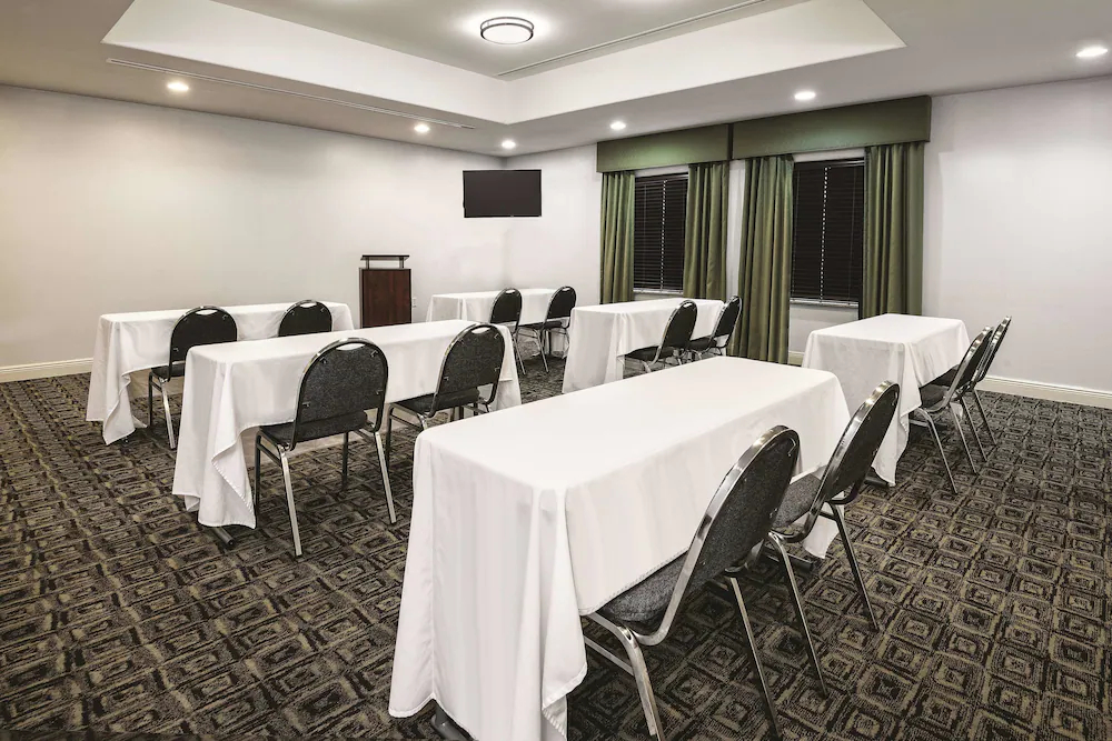 La Quinta Inn & Suites by Wyndham Austin - Cedar Park