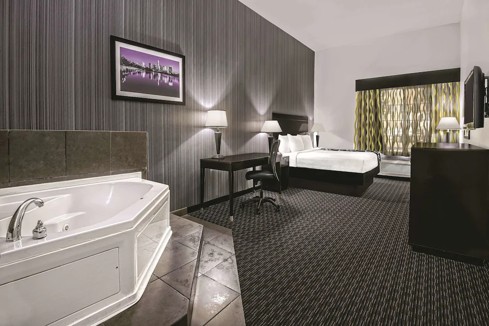 La Quinta Inn & Suites by Wyndham Austin - Cedar Park