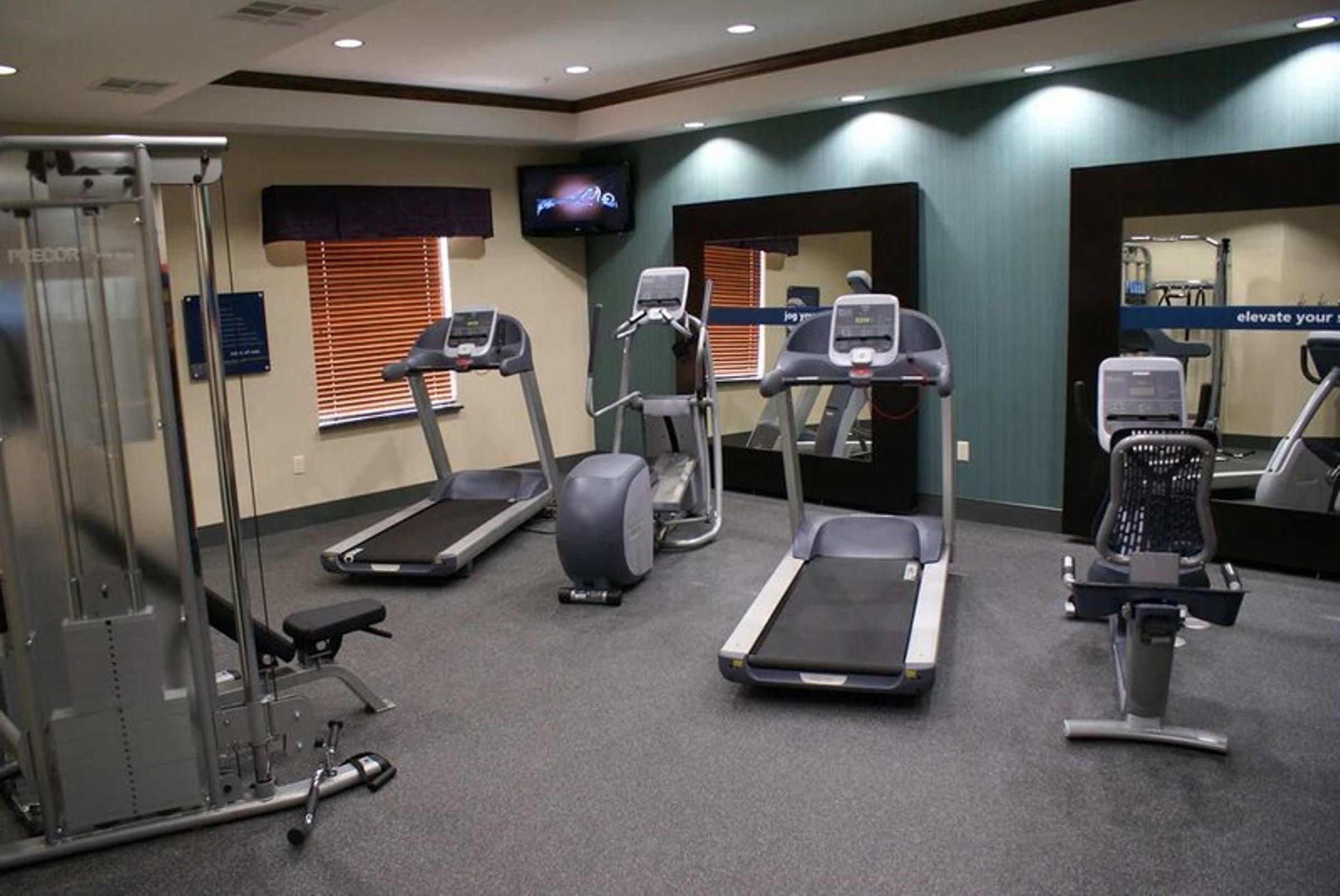 Hampton Inn & Suites Center