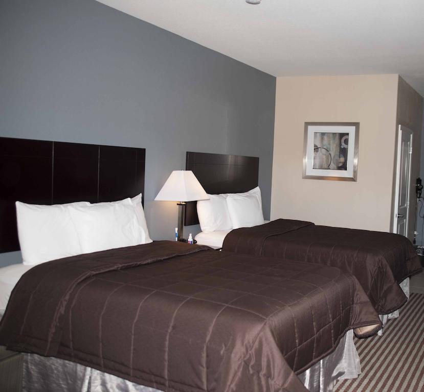 Super 8 by Wyndham Center