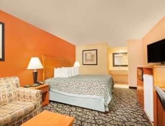 Days Inn by Wyndham Centerville