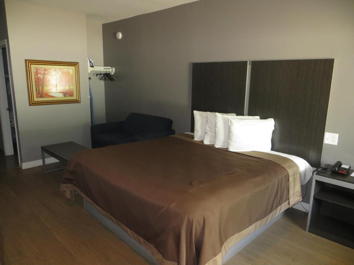 Palace Inn Channelview