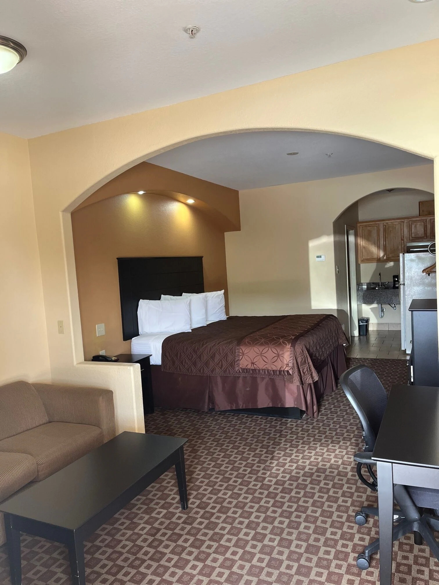 Capital O Deluxe Inn Channelview Houston I-10