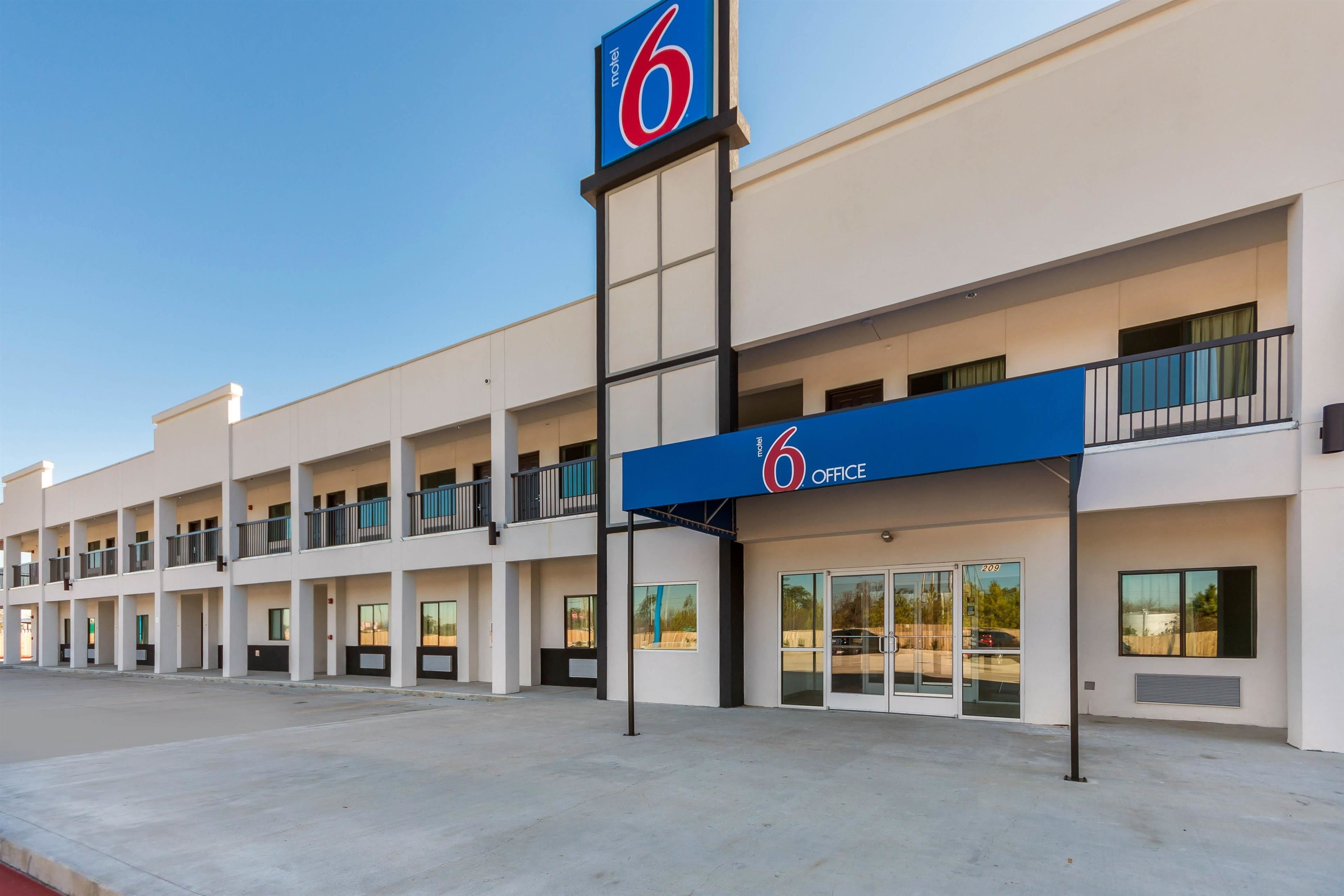 Motel 6 Channelview