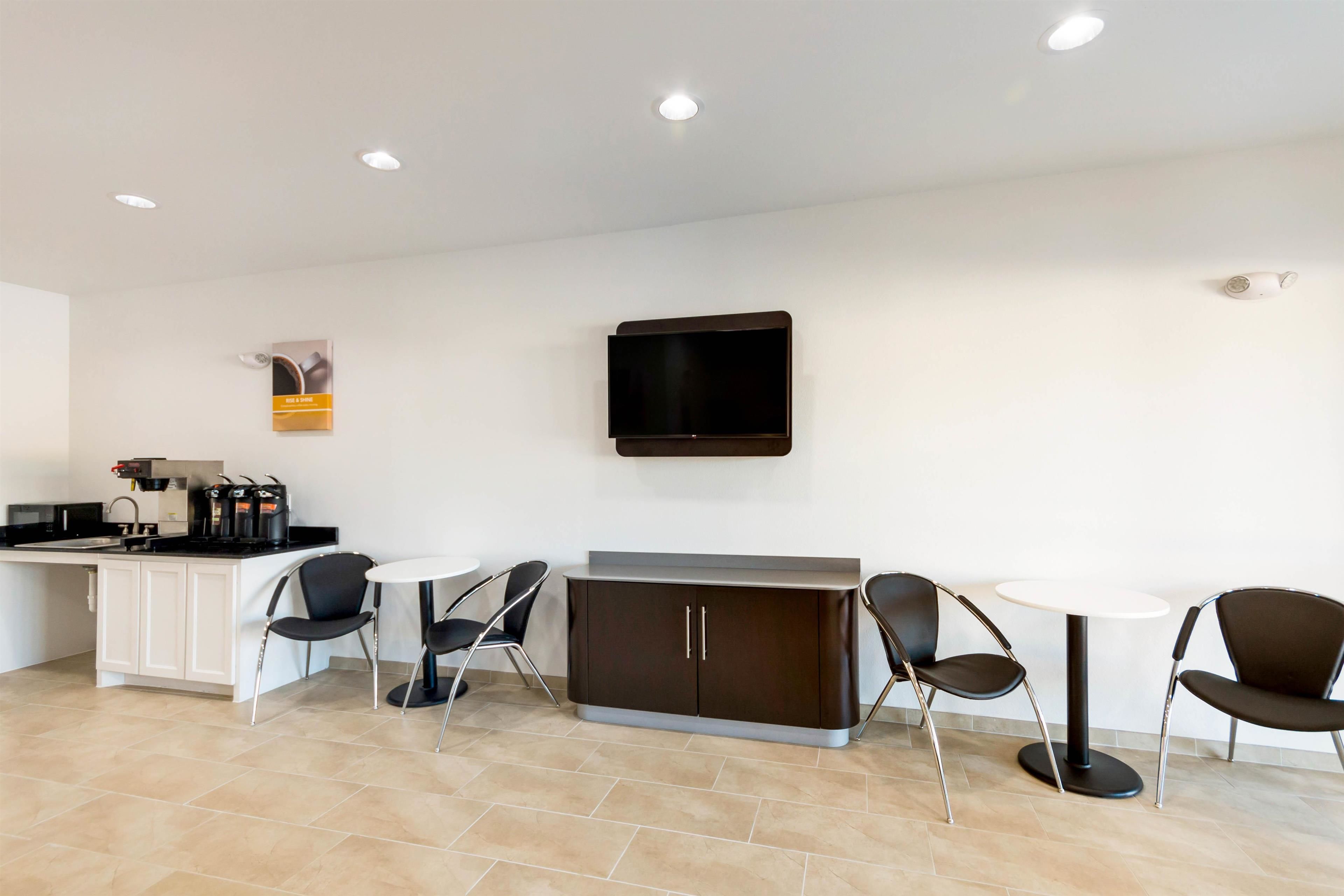 Motel 6 Channelview