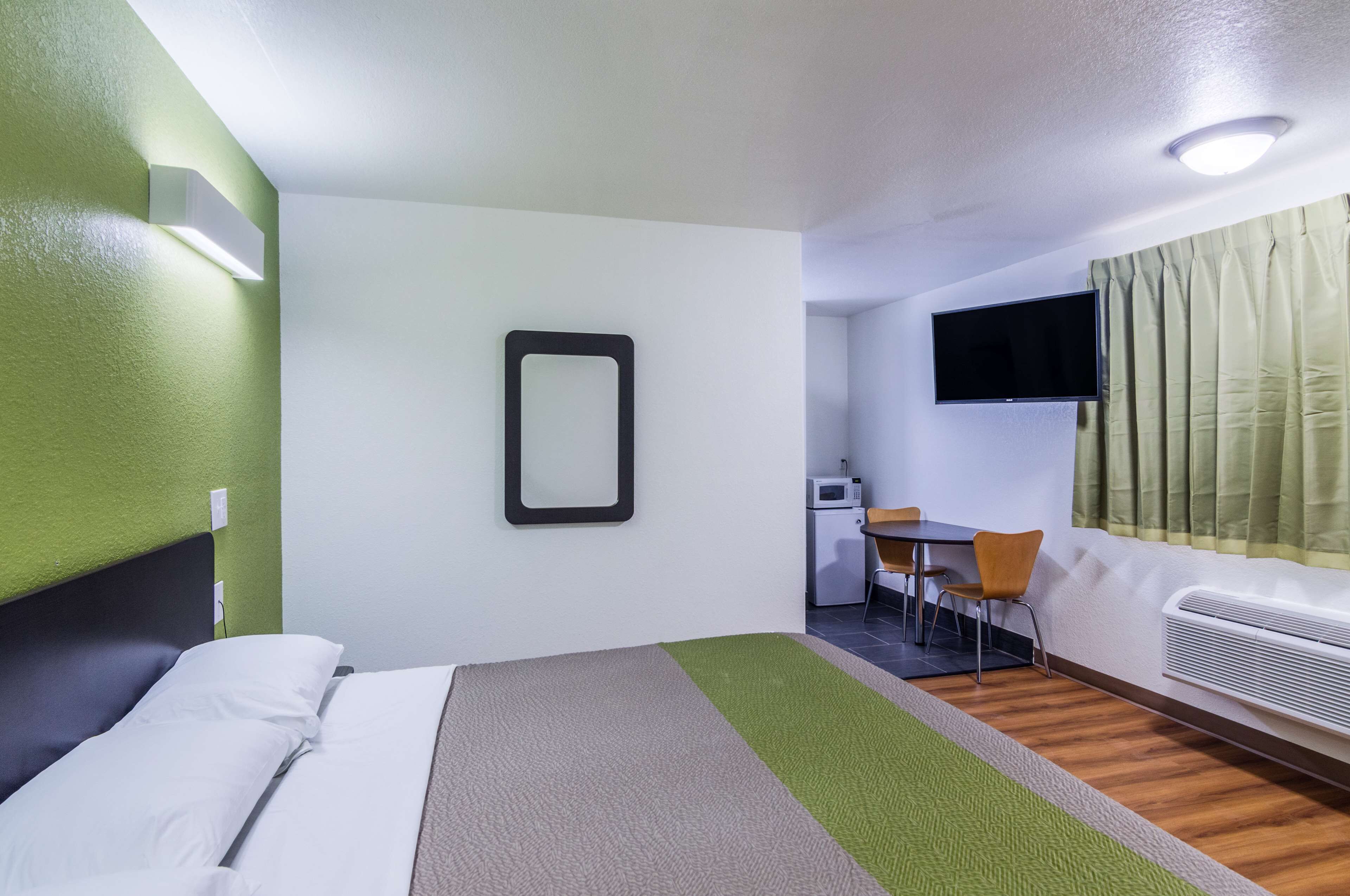 Motel 6 Childress Tx