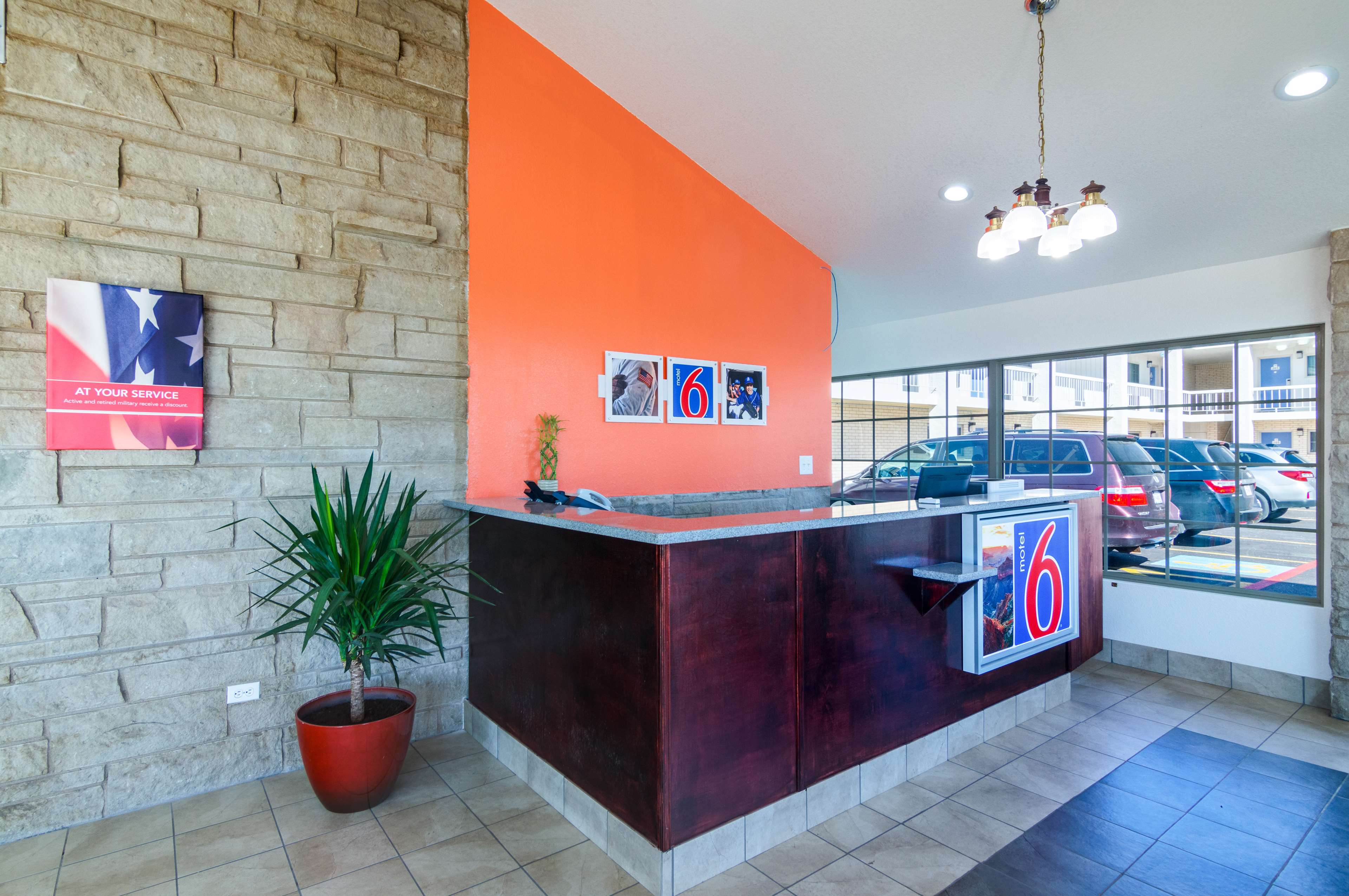 Motel 6 Childress Tx