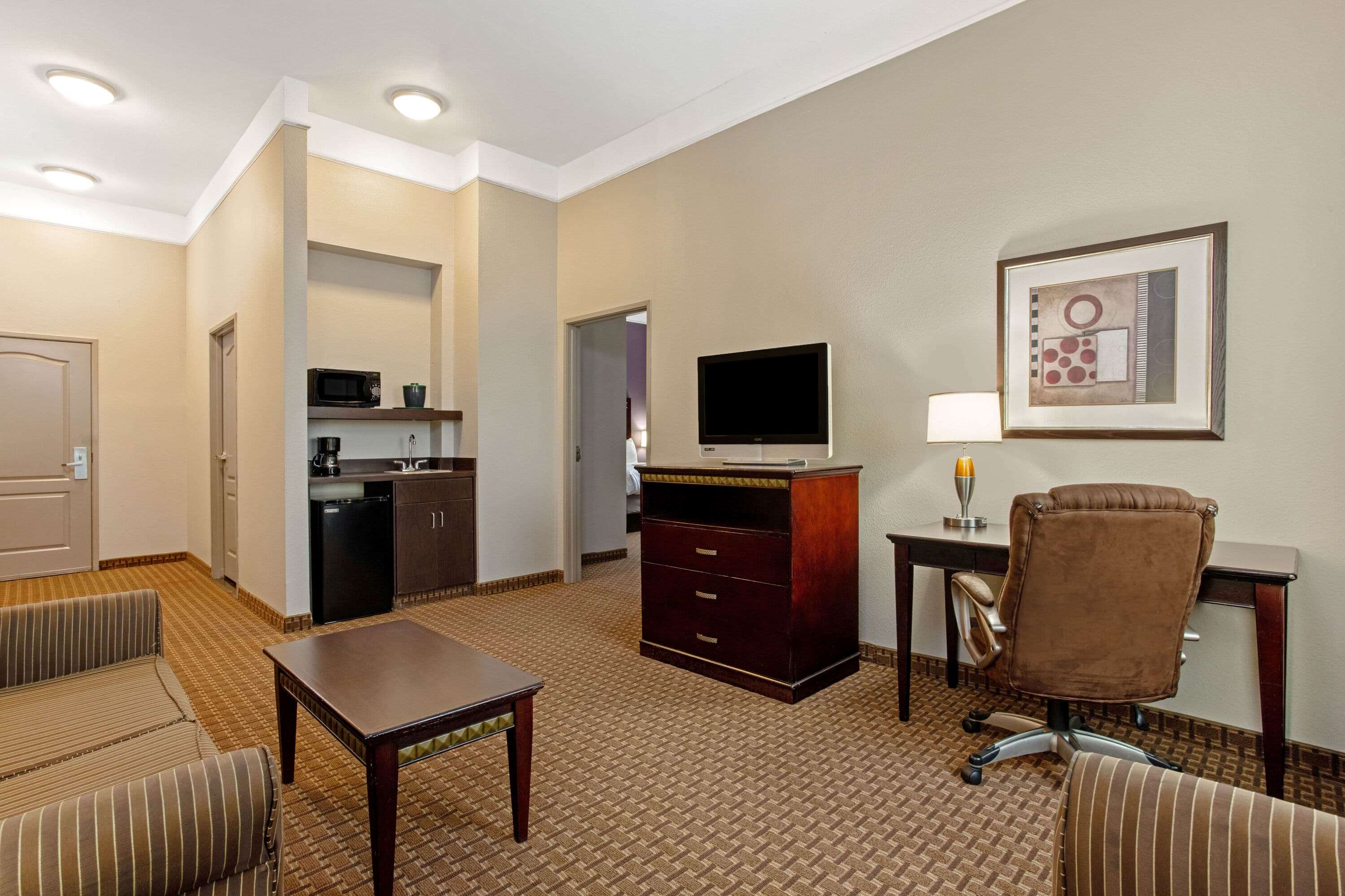 La Quinta Inn & Suites by Wyndham Cleburne