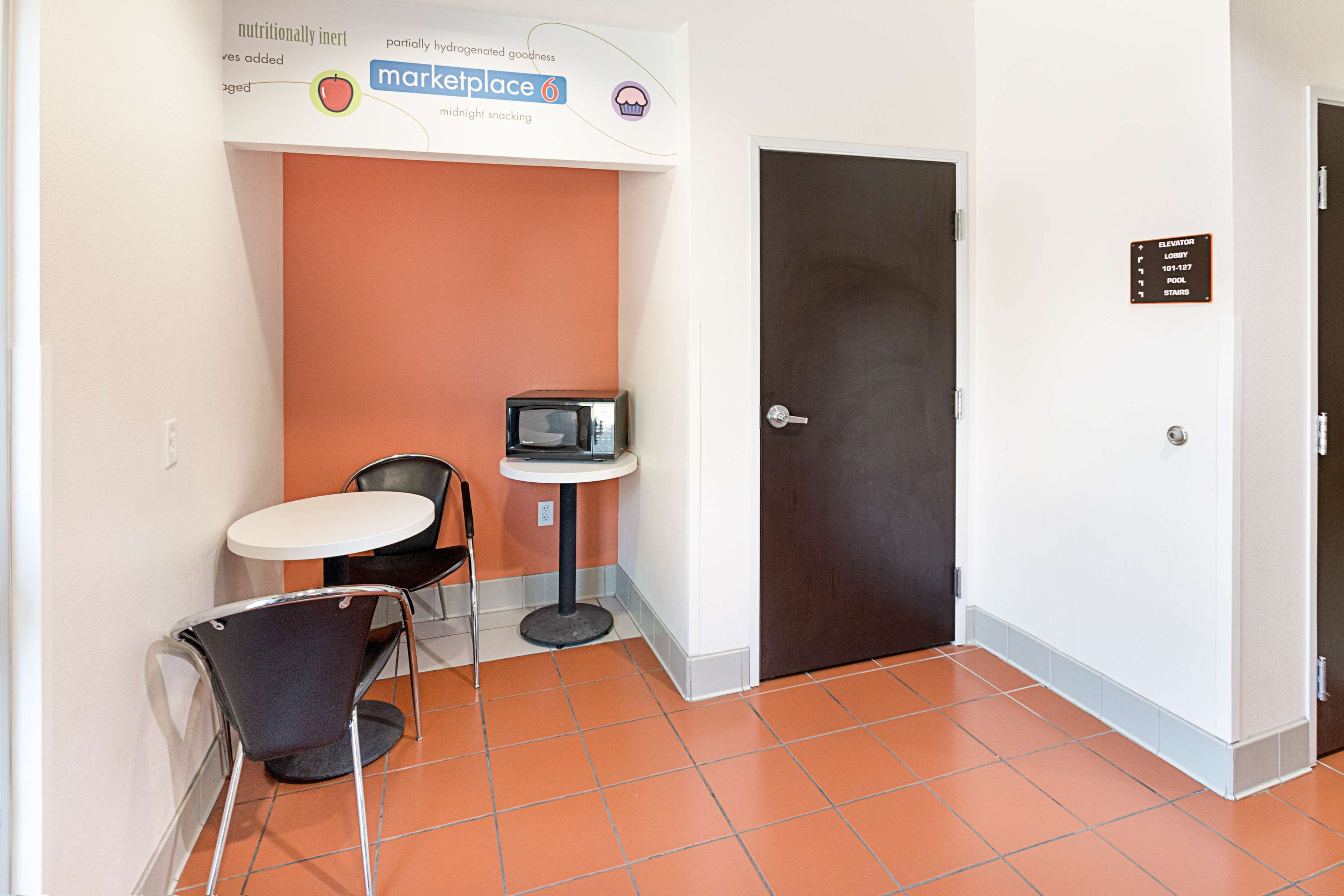 Motel 6 Cleburne