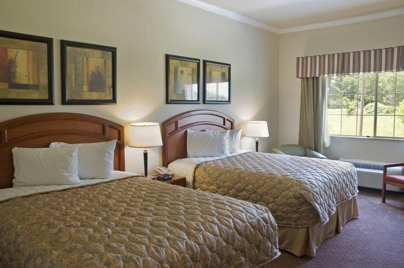 Best Western Cleveland Inn & Suites